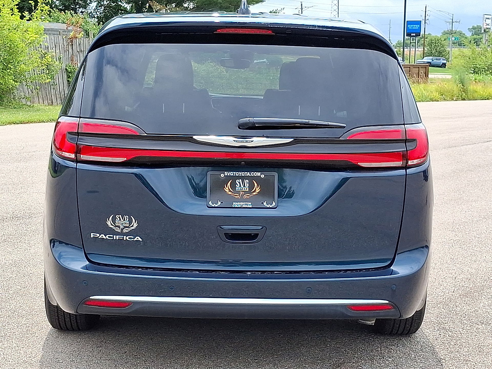 Used 2025 Chrysler Pacifica Select FWD image 23