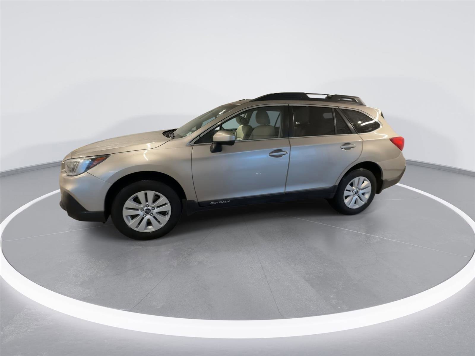 Used 2019 Subaru Outback 2.5i Premium image 5