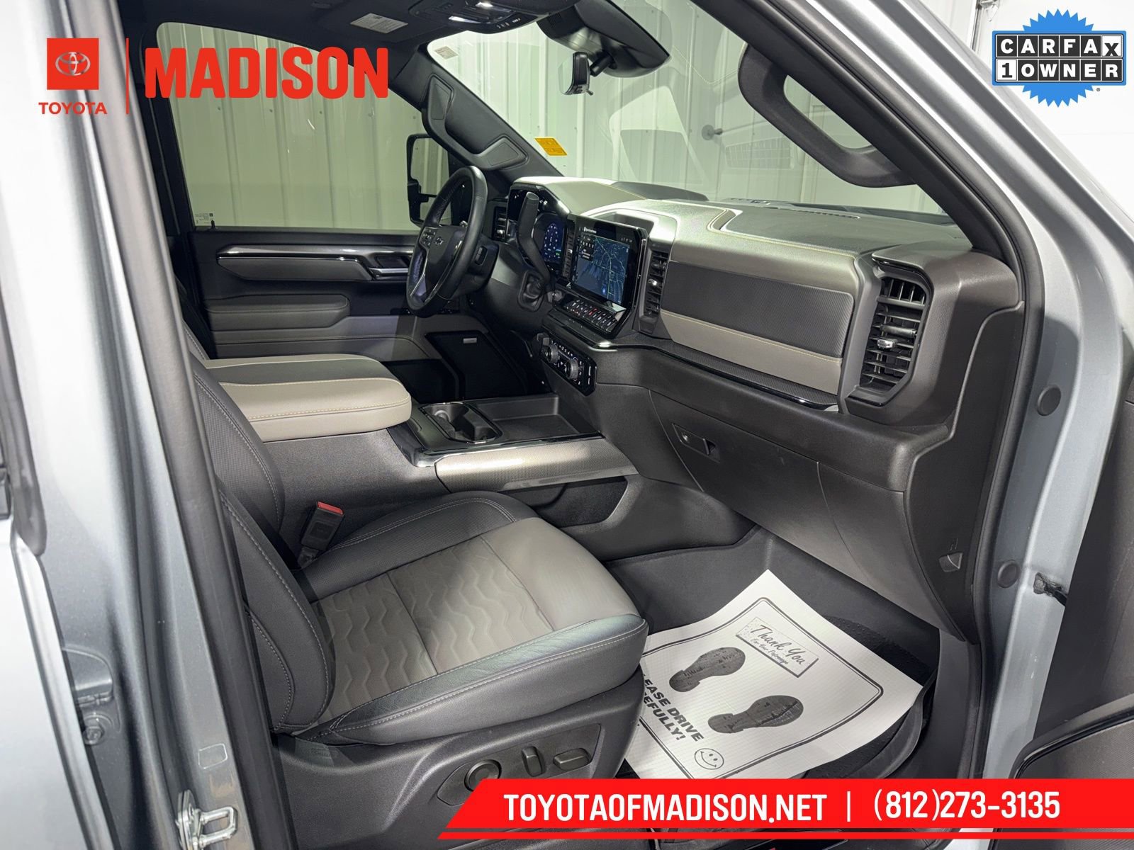 Used 2025 Chevrolet Silverado 2500 ZR2 w/ Technology Package image 10