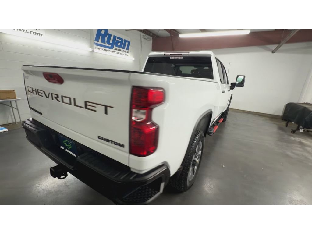 Used 2024 Chevrolet Silverado 2500 Custom w/ Custom Value Package AWD/4WD image 8