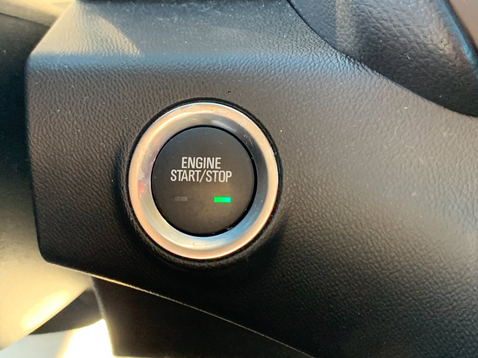 Used 2024 GMC Terrain Denali w/ Black Diamond Edition image 28