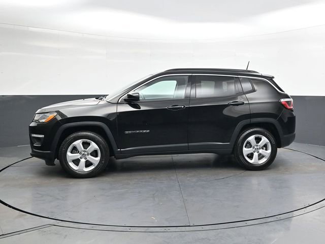 Used 2018 Jeep Compass Latitude w/ Cold Weather Group image 9