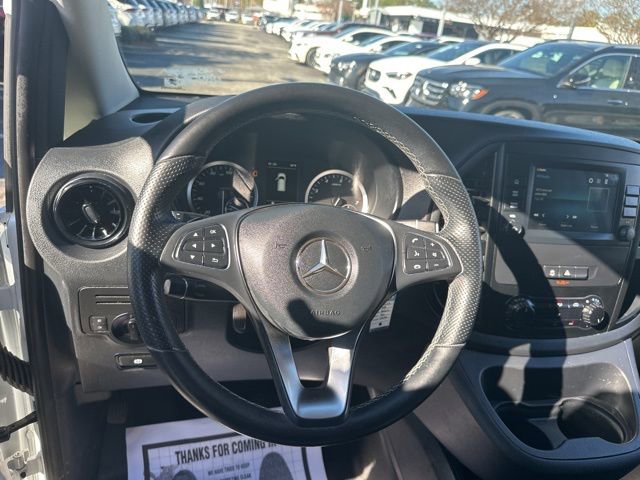 Used 2022 Mercedes-Benz Metris image 14