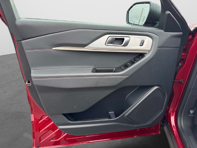 New 2027 Ford Explorer Active RWD image 20