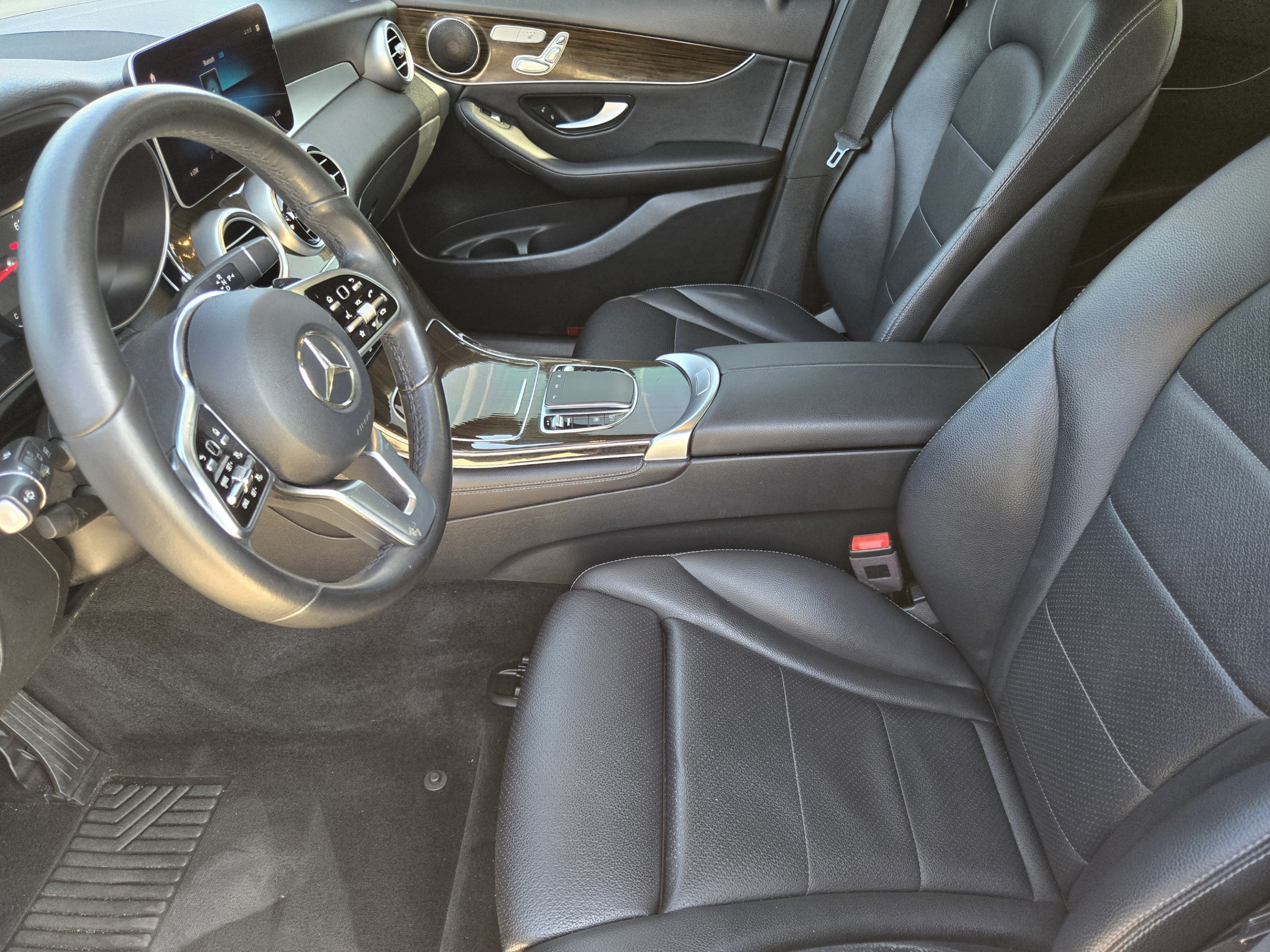 Used 2020 Mercedes-Benz GLC 300 image 9