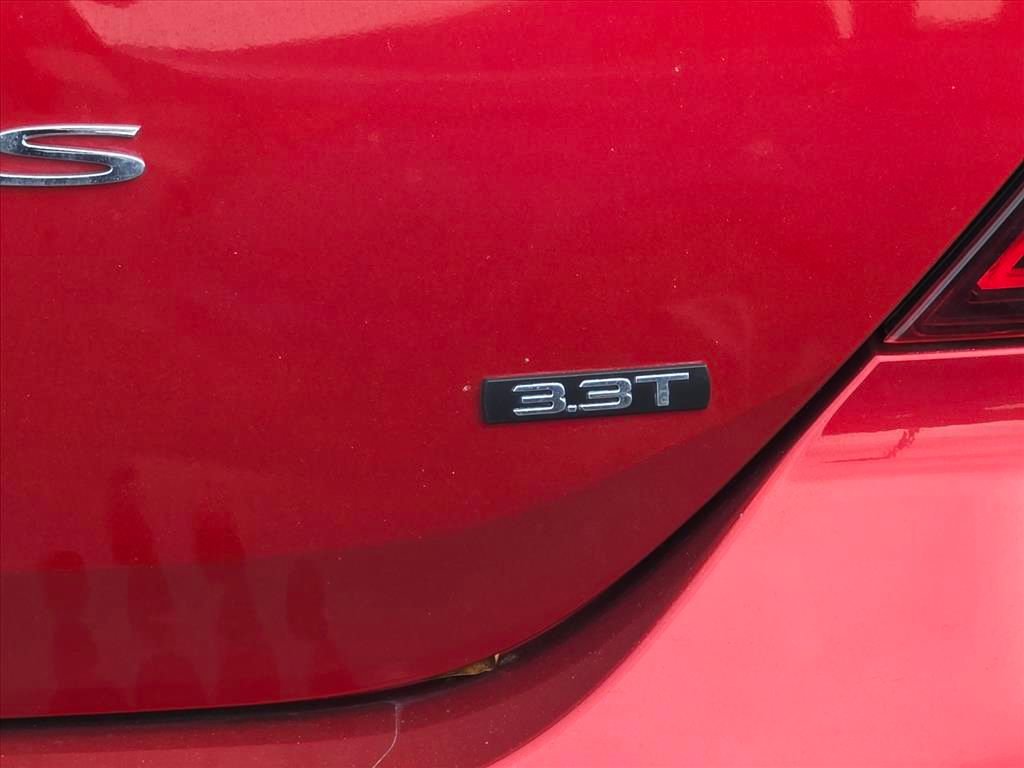 Used 2023 Genesis G70 3.3T w/ Sport Prestige Package image 8