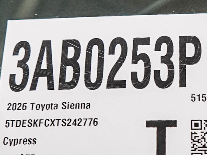 Used 2026 Toyota Sienna Platinum AWD/4WD image 36