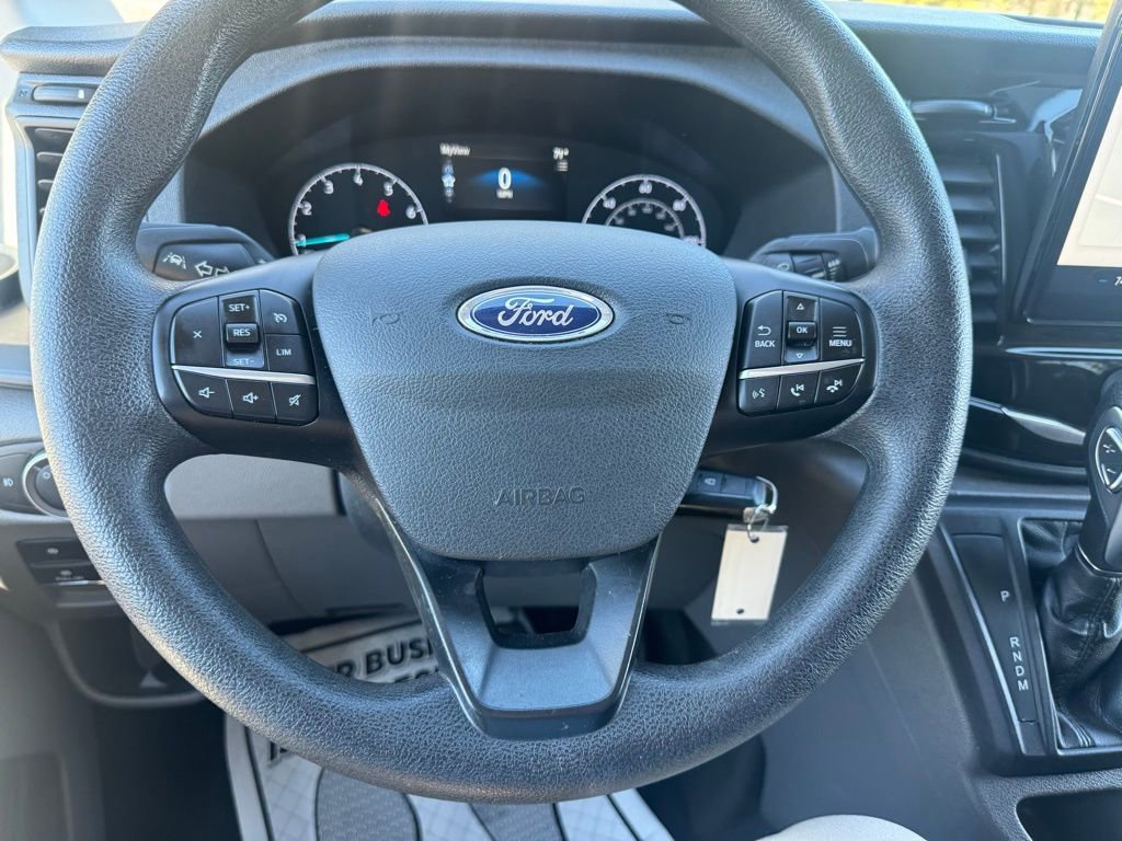 Used 2023 Ford Transit 350 XLT image 17