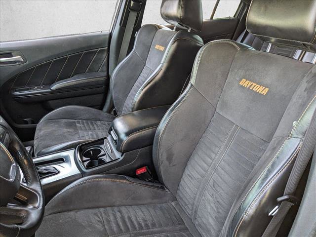 Used 2017 Dodge Charger R/T RWD image 17