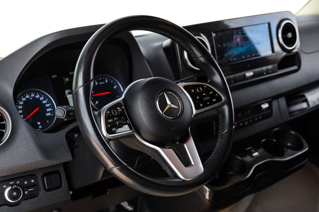 Used 2020 Mercedes-Benz Sprinter 3500 w/ Windows All Around Package image 11