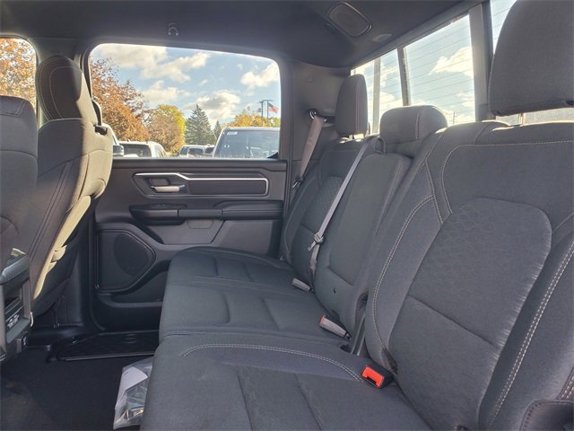 New 2026 RAM 1500 4x4 Crew Cab image 15