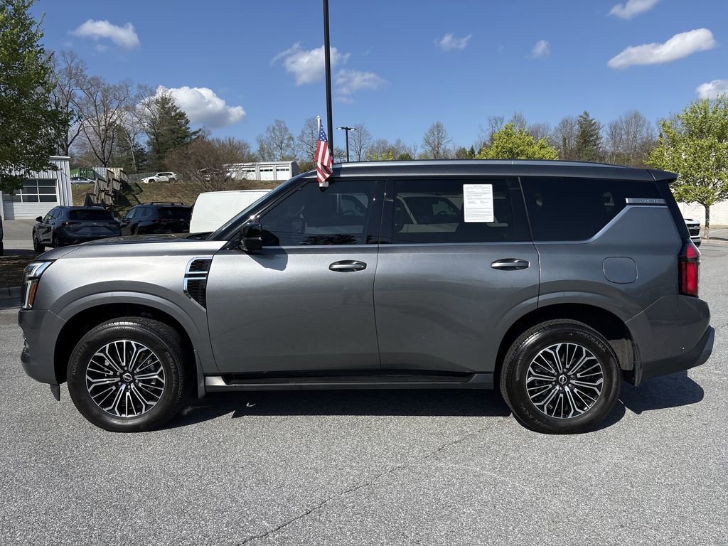 Used 2025 Nissan Armada SL w/ Captain's Chari Seat Package image 7