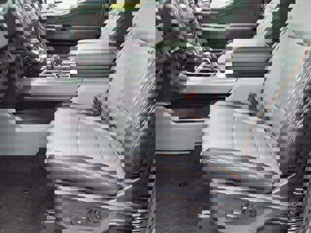 New 2025 Ford F150 Lariat w/ Equipment Group 501A Mid image 13