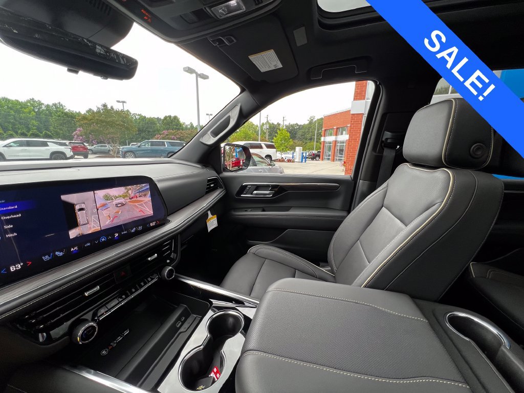 Used 2025 Chevrolet Tahoe Premier AWD/4WD image 19