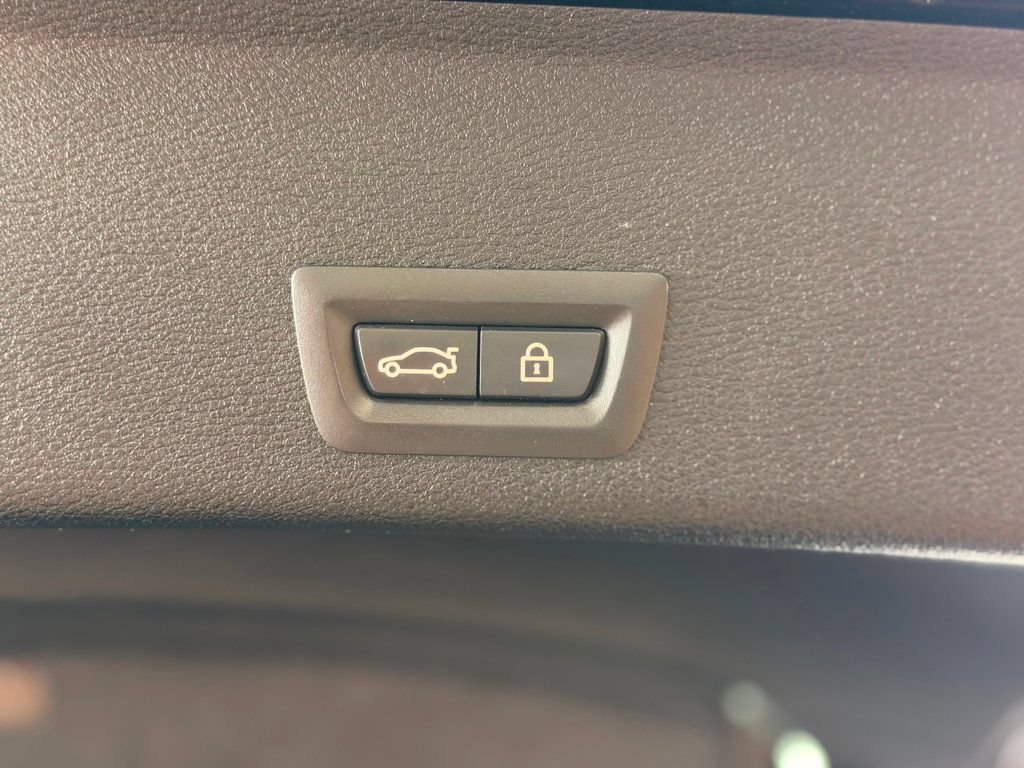 Used 2018 BMW X4 xDrive28i AWD/4WD image 19