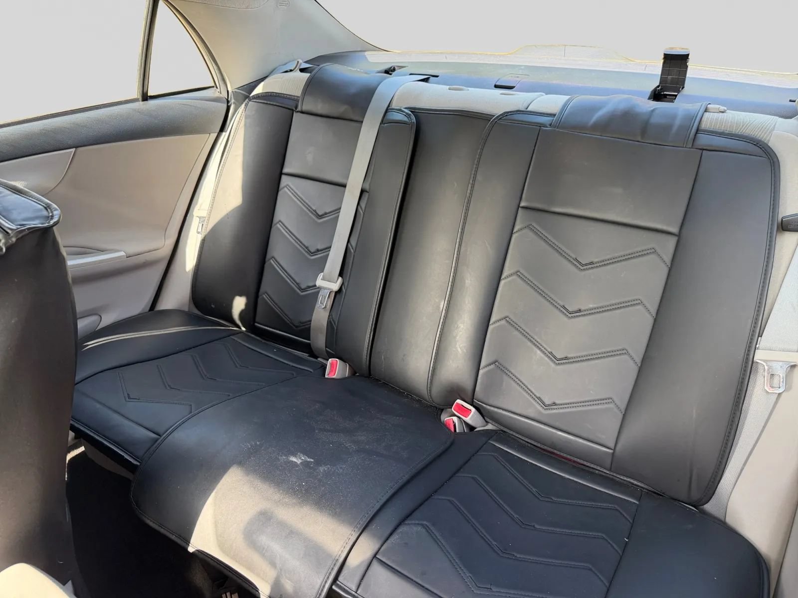 Used 2012 Toyota Corolla LE FWD image 13