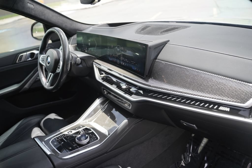 Used 2024 BMW X6 M60i AWD/4WD image 15