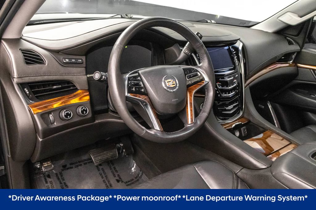 Used 2015 Cadillac Escalade Luxury AWD/4WD image 5