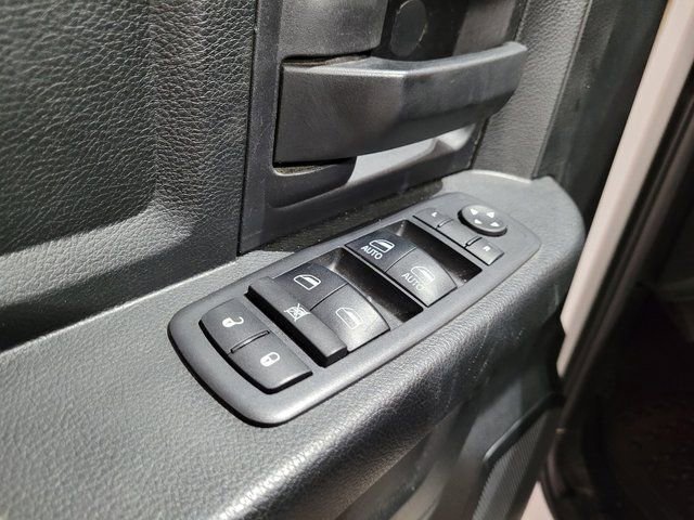 Used 2018 RAM 1500 Express w/ Express Value Package image 36