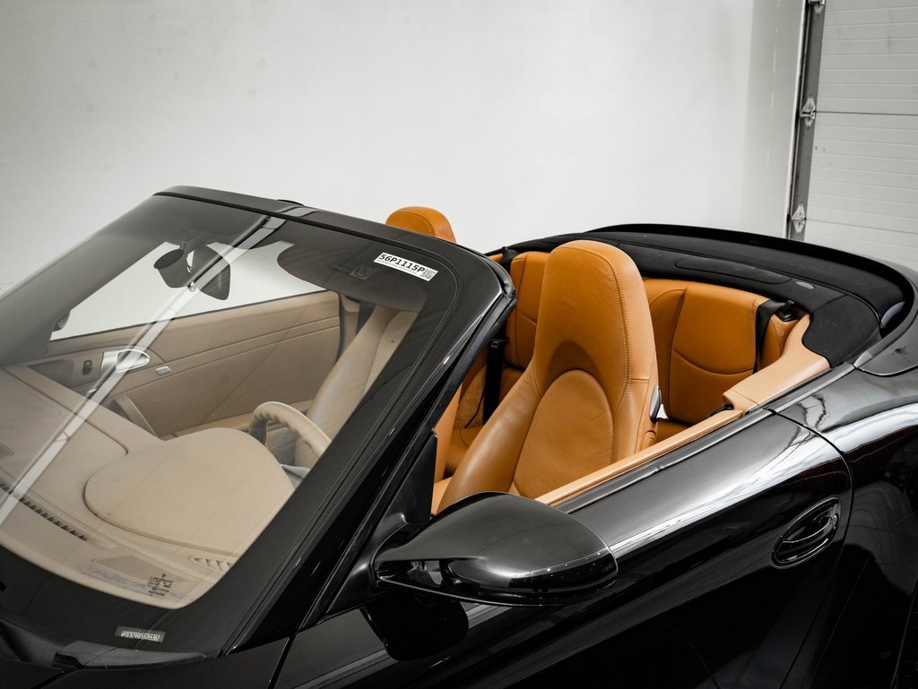 Used 2005 Porsche 911 Carrera S image 22
