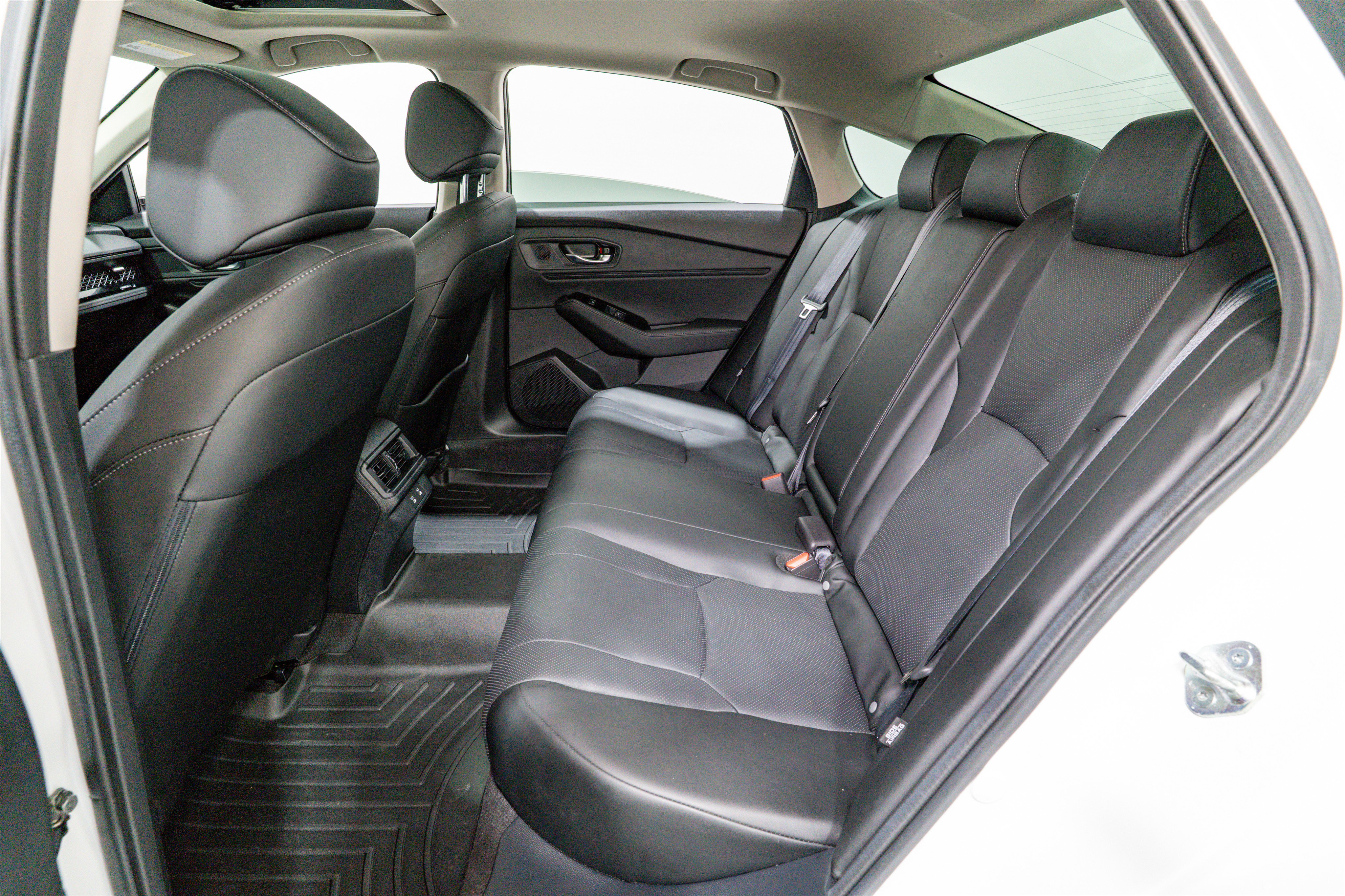 Used 2023 Honda Accord Touring image 33