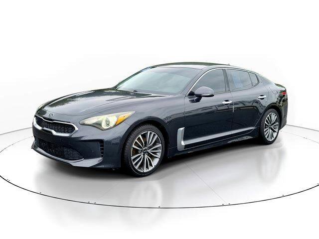Used 2019 Kia Stinger Base image 2