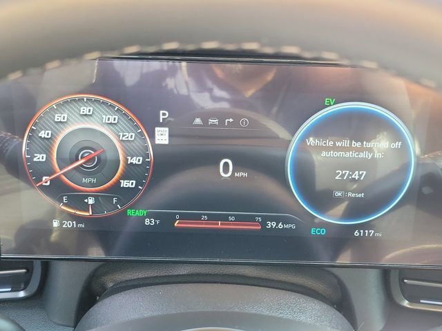 Certified 2025 Hyundai Elantra SEL image 5