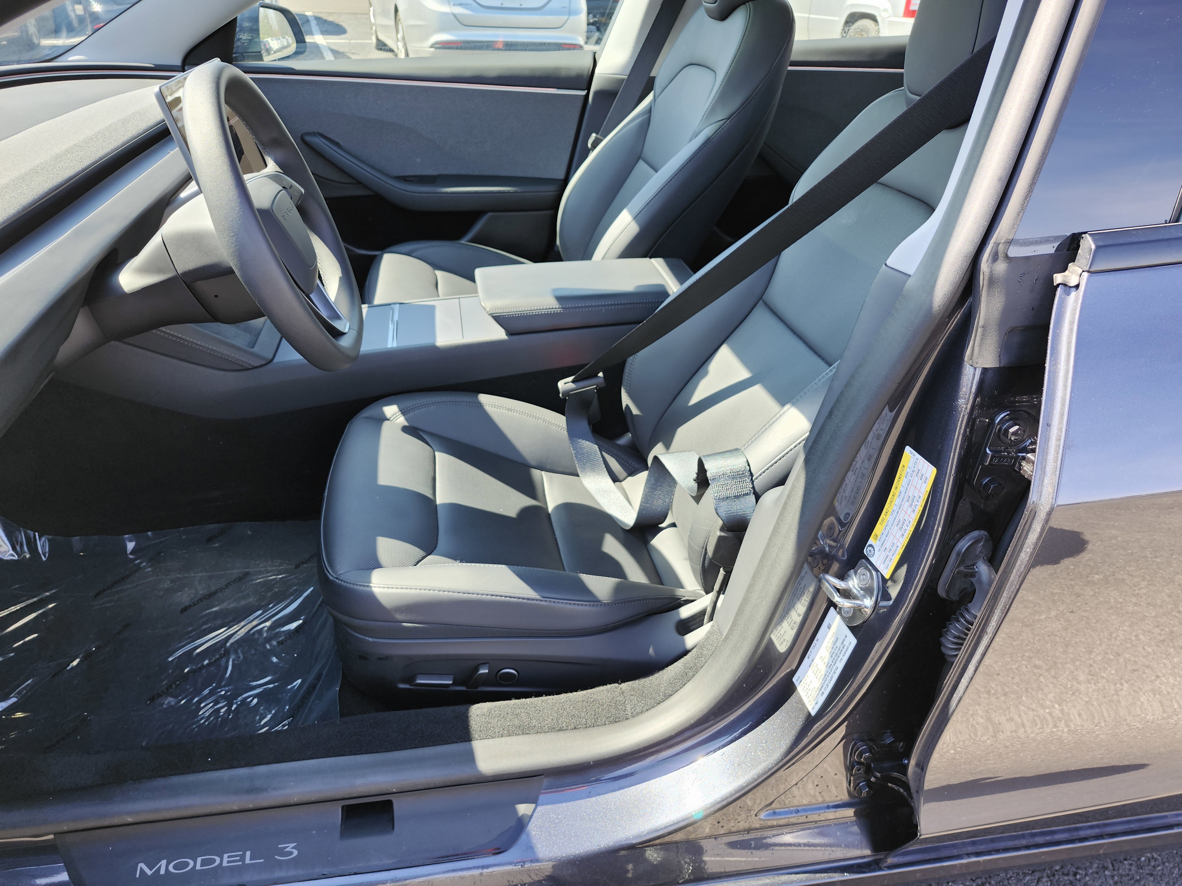 Used 2024 Tesla Model 3 Standard Range image 24