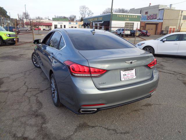 Used 2017 Genesis G80 3.8 RWD image 6