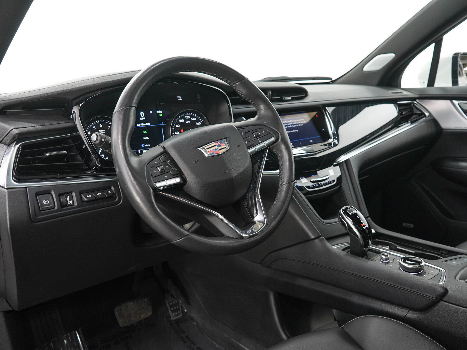 Used 2023 Cadillac XT6 Premium Luxury w/ Technology Package AWD/4WD image 26