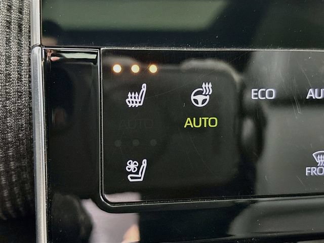 Certified 2023 Subaru Solterra AWD image 23
