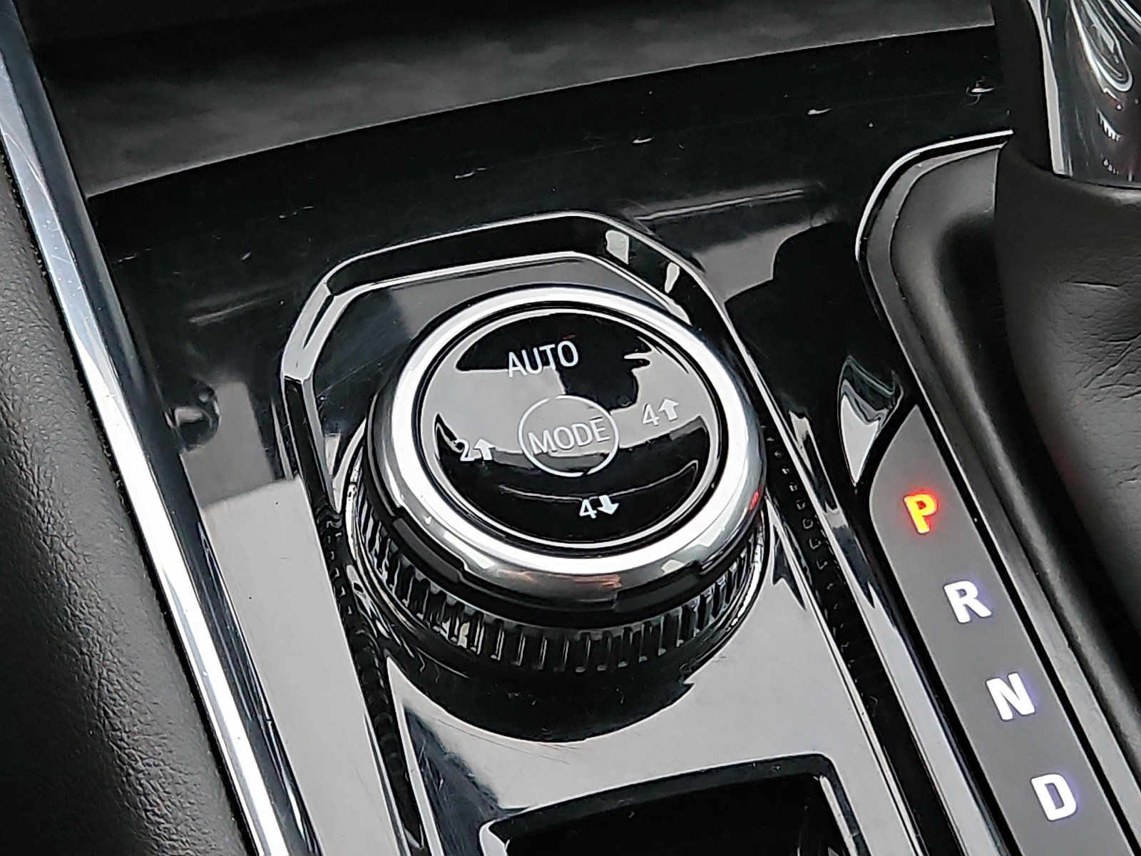 Used 2023 GMC Canyon AT4 image 25