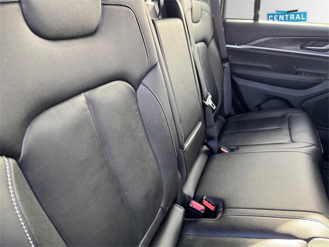 Certified 2023 Jeep Grand Cherokee Limited image 14