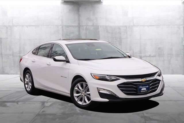 Used 2024 Chevrolet Malibu LT FWD image 2
