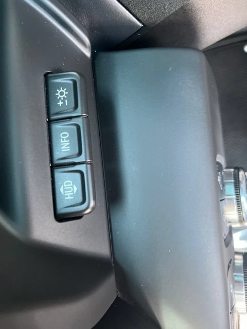 Used 2024 GMC Sierra 2500 AT4 w/ AT4 Premium Plus Package AWD/4WD image 17