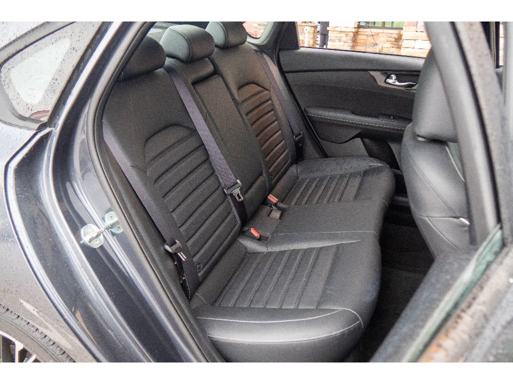 Used 2023 Kia Forte GT-Line w/ GT-Line Premium Package FWD image 20