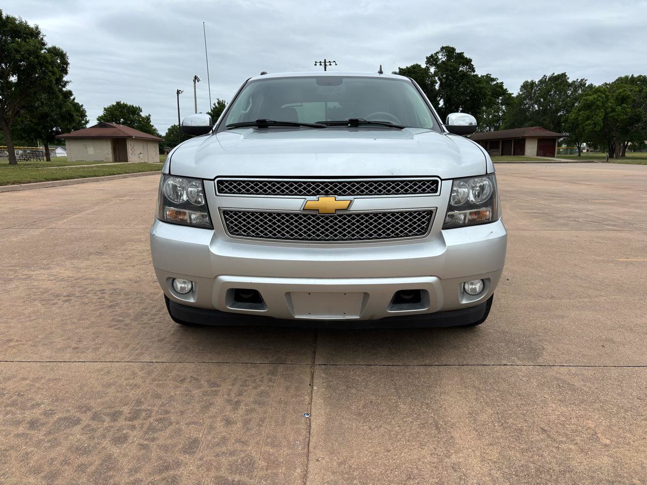 Used 2012 Chevrolet Avalanche LTZ AWD/4WD image 5
