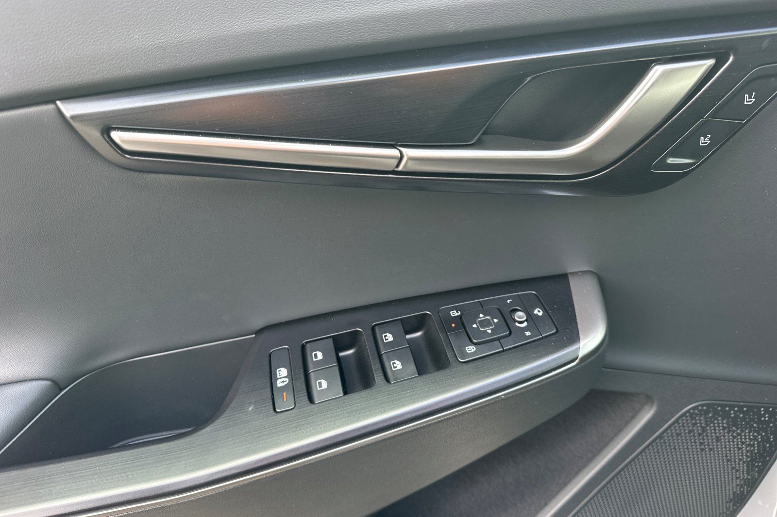 New 2026 Kia EV6 Wind AWD/4WD image 11