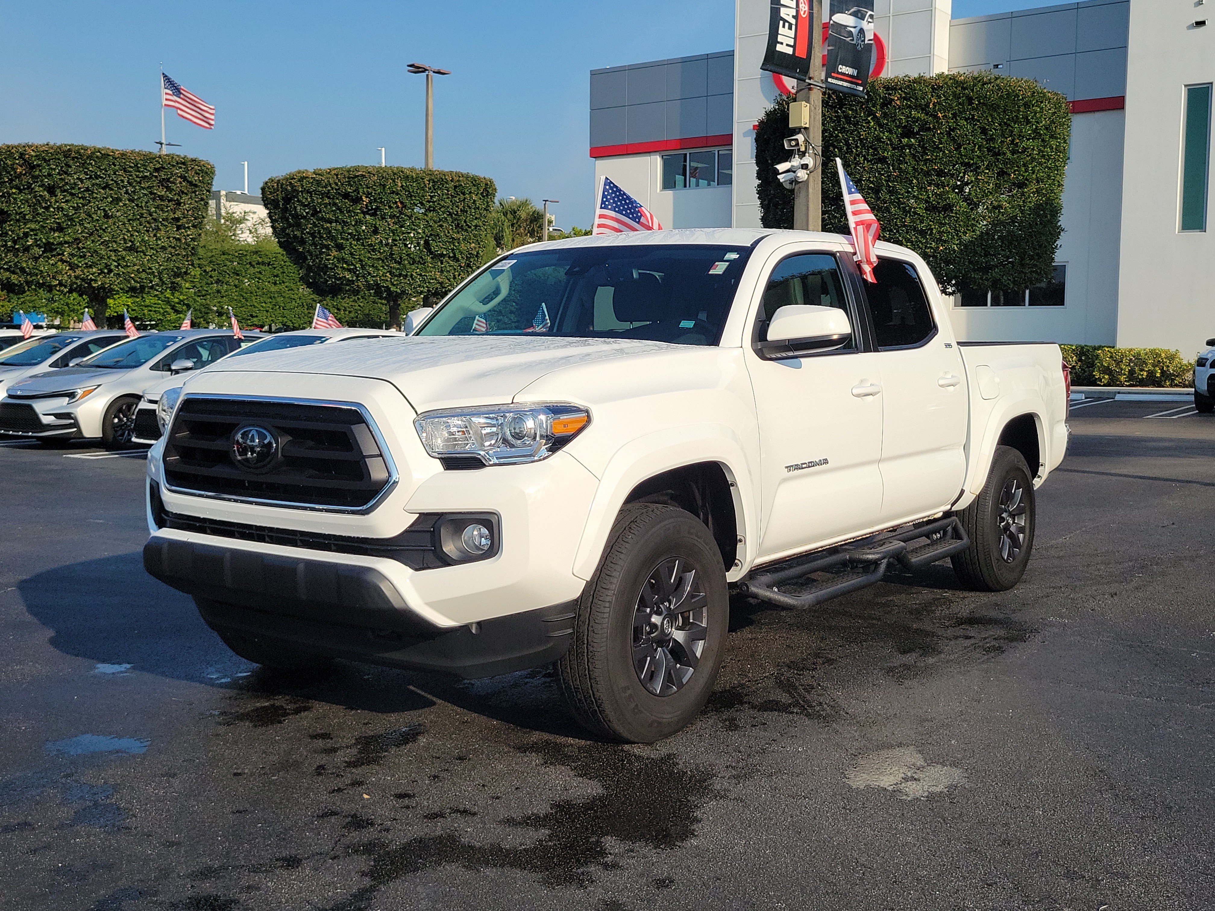 Used 2023 Toyota Tacoma SR5 RWD image 6
