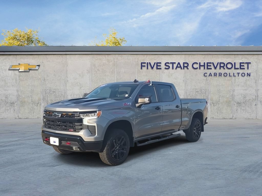 Used 2024 Chevrolet Silverado 1500 LT Trail Boss w/ LT Trail Boss Premium Package AWD/4WD image 4