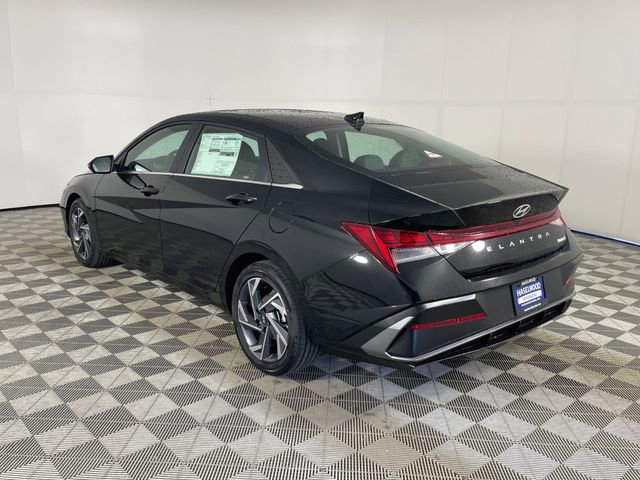 New 2026 Hyundai Elantra Limited FWD image 12