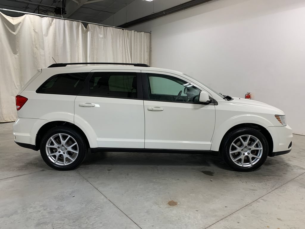 Used 2014 Dodge Journey SXT w/ Quick Order Package 22C FWD image 27