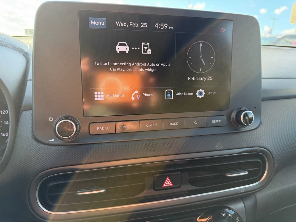 Used 2023 Hyundai Kona SEL image 12