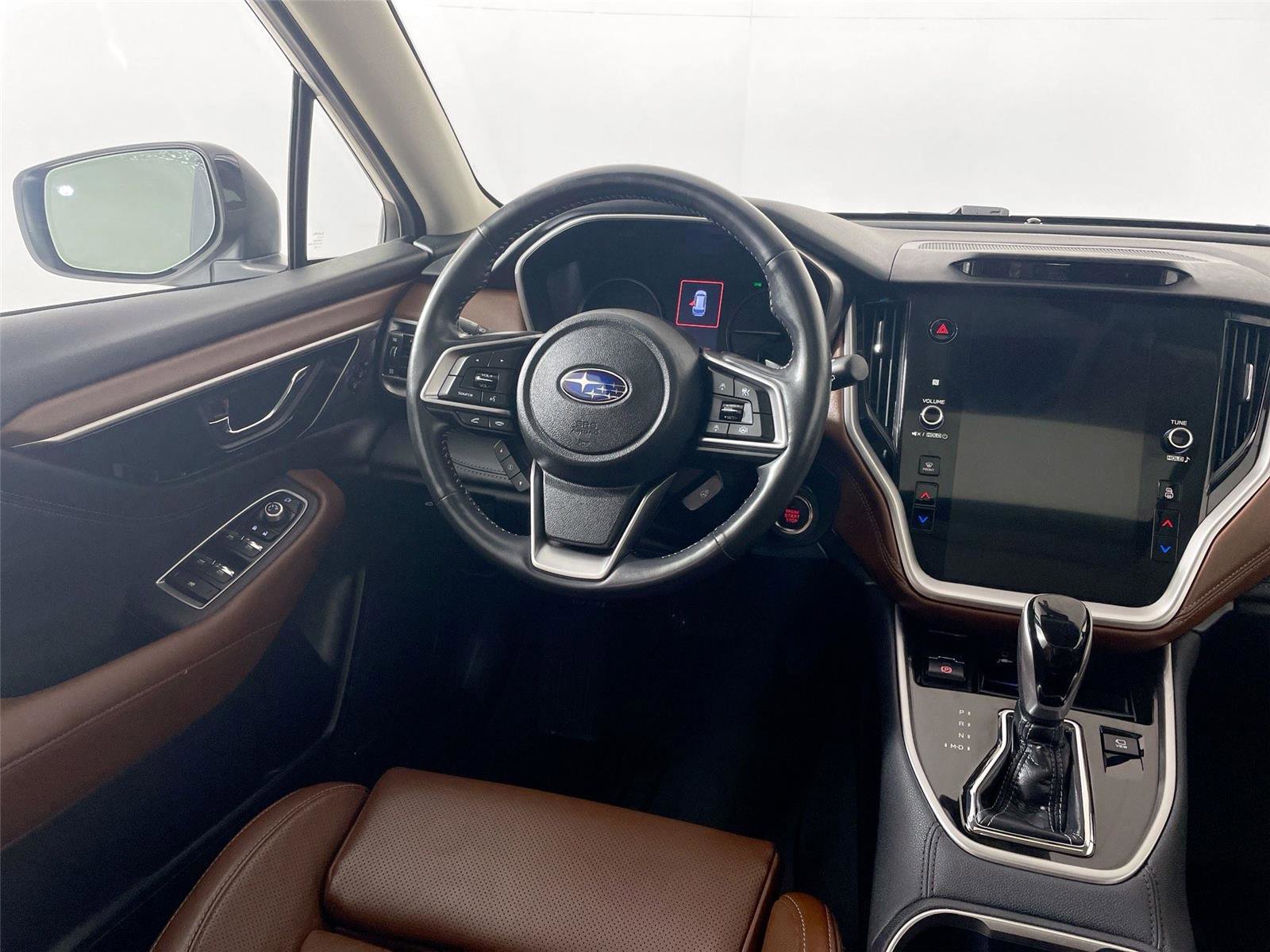 Used 2020 Subaru Outback Touring w/ Popular Package #2 image 2