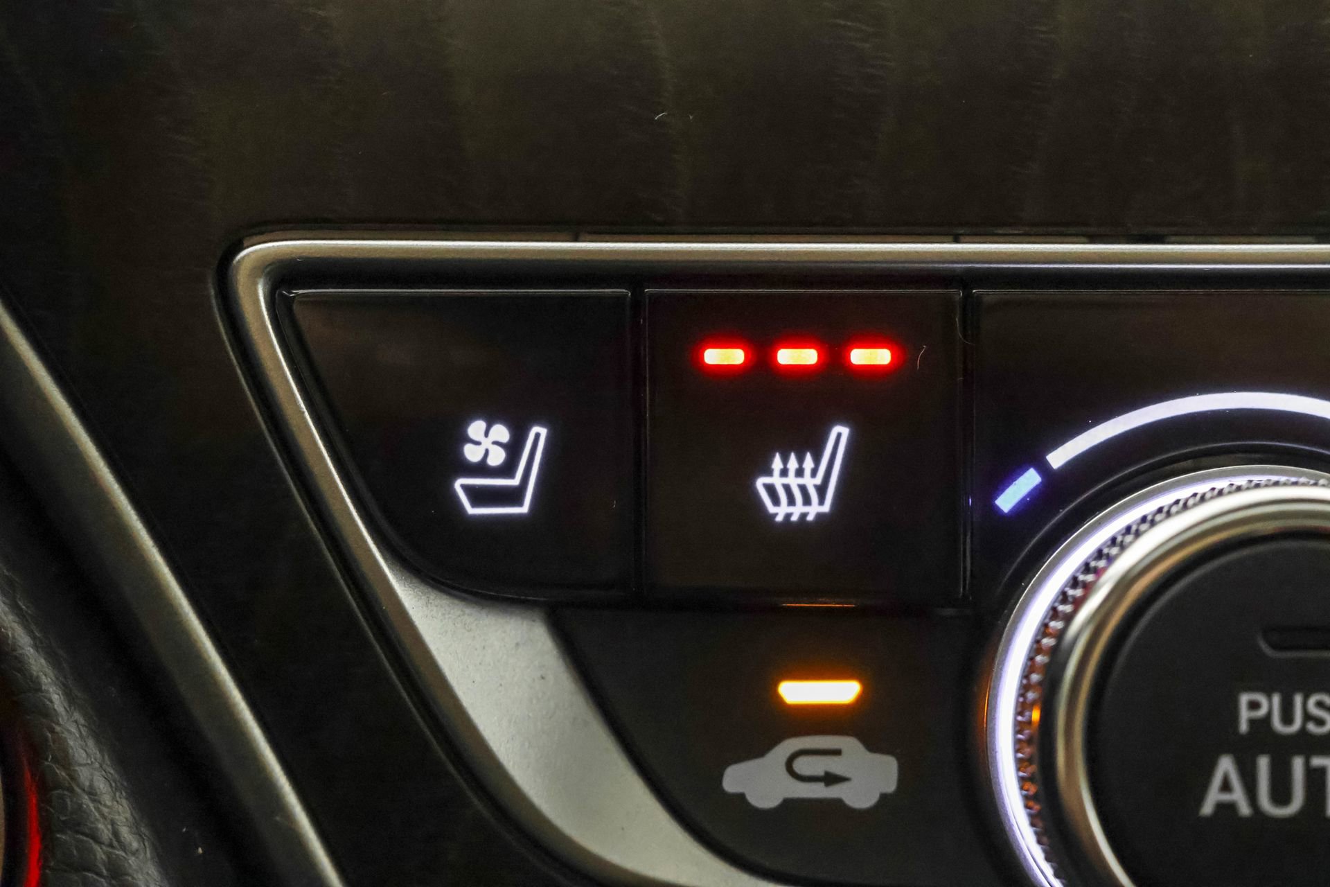 Used 2020 Honda Accord Touring image 32