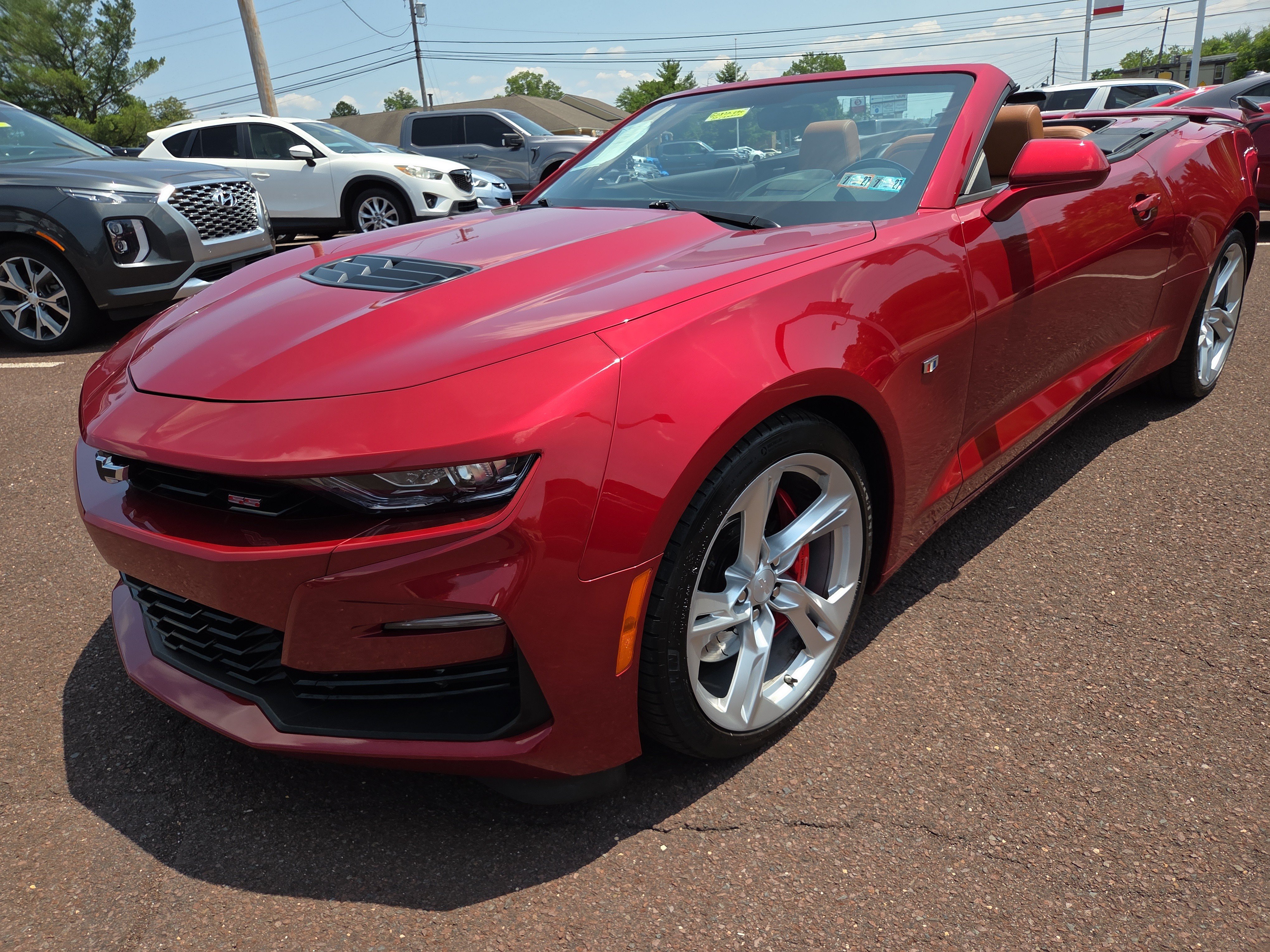 Used 2020 Chevrolet Camaro SS RWD image 7