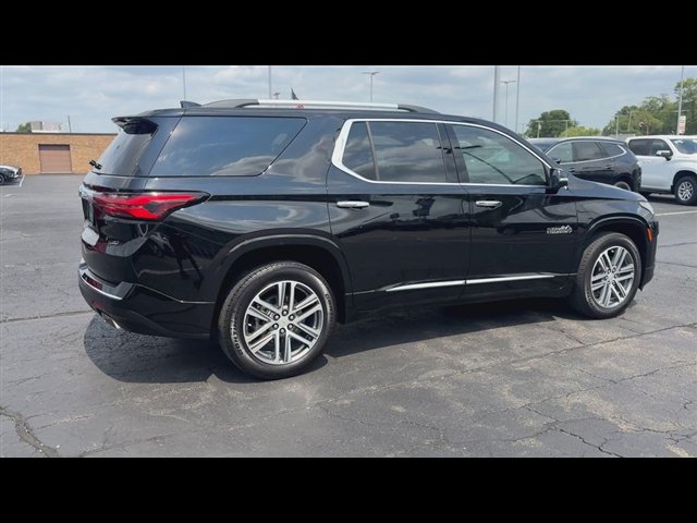 Certified 2023 Chevrolet Traverse High Country FWD image 8