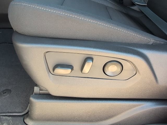 New 2026 Chevrolet Suburban LS image 14