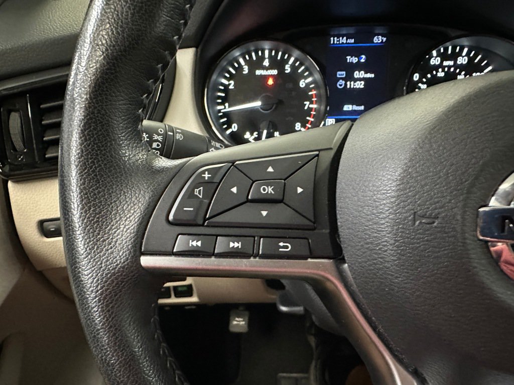 Used 2021 Nissan Rogue Sport SV FWD image 10