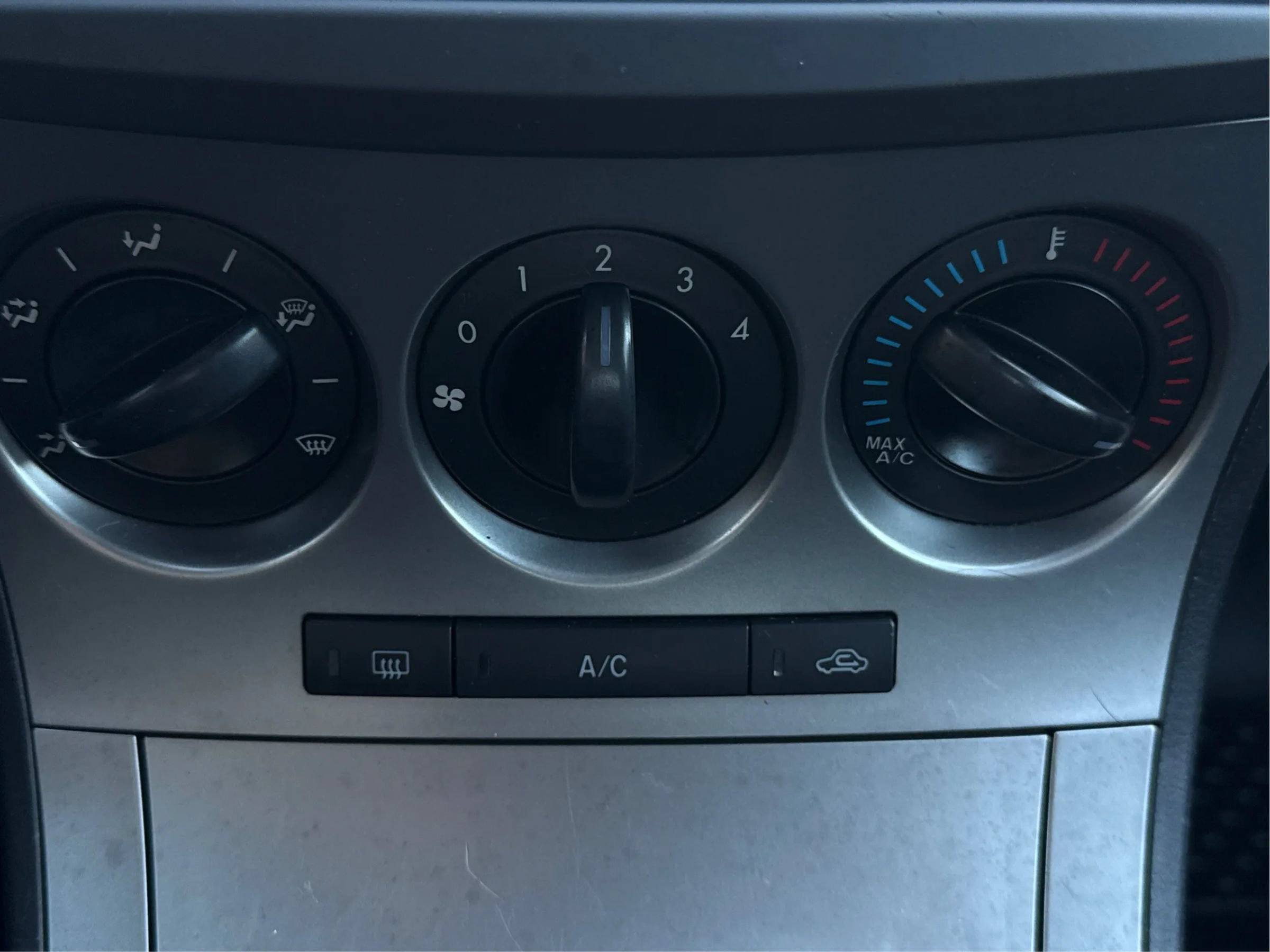 Used 2011 MAZDA MAZDA3 s Sport FWD image 29
